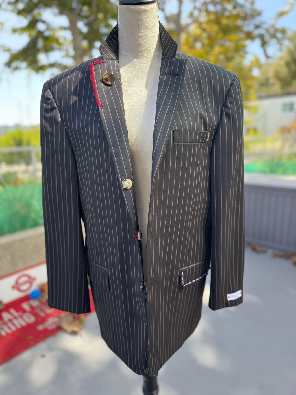 Hickey Freeman “Happy Days” Blazer - Size US42R